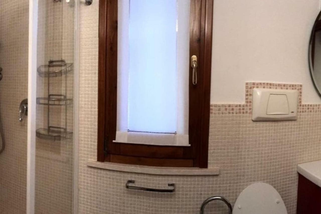 Casa Vacanza La Terrazza Panoramica A 200 Mt Dal Mare Βίλα Simius Εξωτερικό φωτογραφία