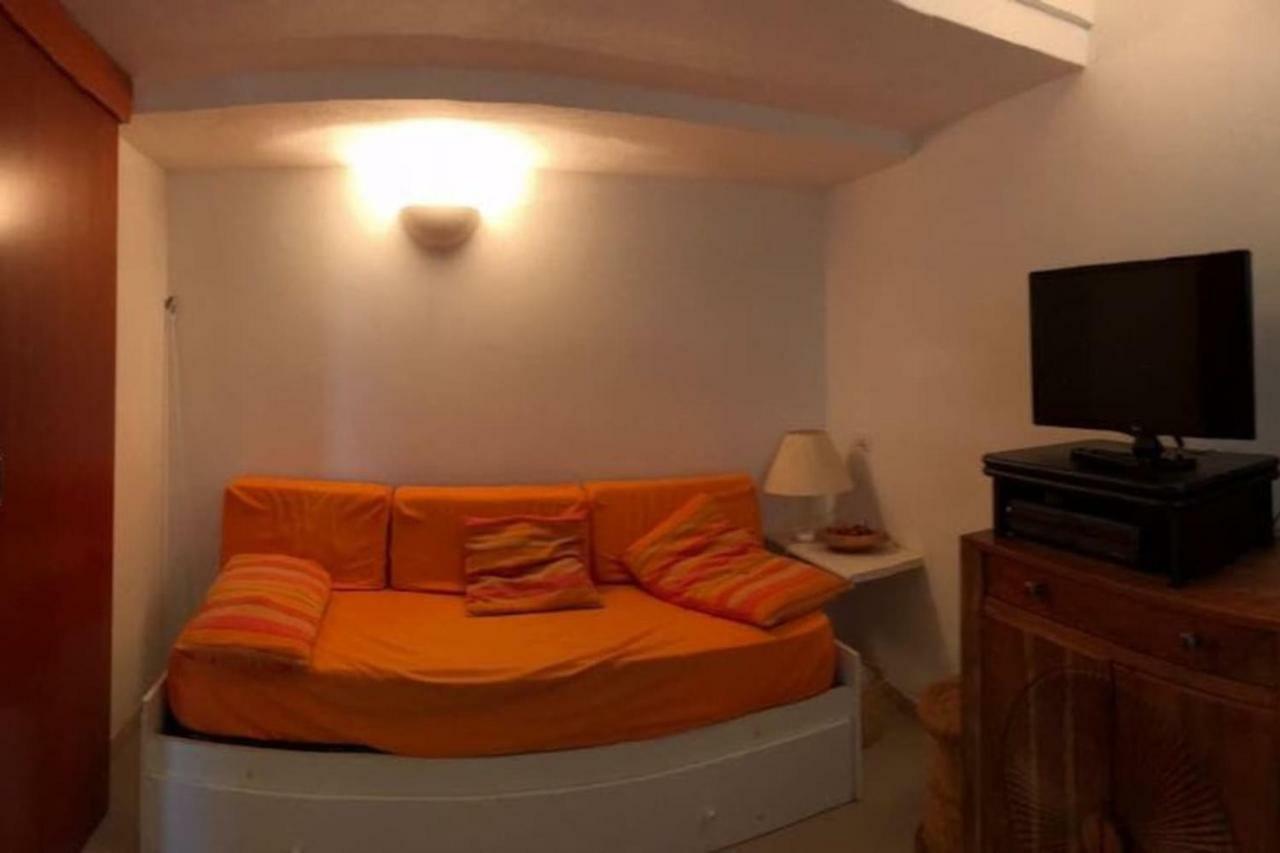 Casa Vacanza La Terrazza Panoramica A 200 Mt Dal Mare Βίλα Simius Εξωτερικό φωτογραφία