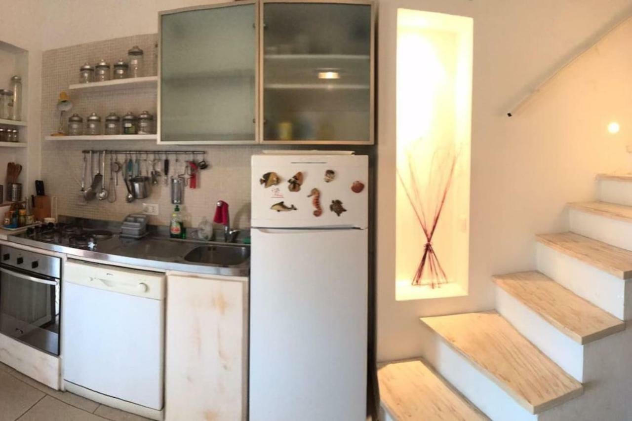 Casa Vacanza La Terrazza Panoramica A 200 Mt Dal Mare Βίλα Simius Εξωτερικό φωτογραφία